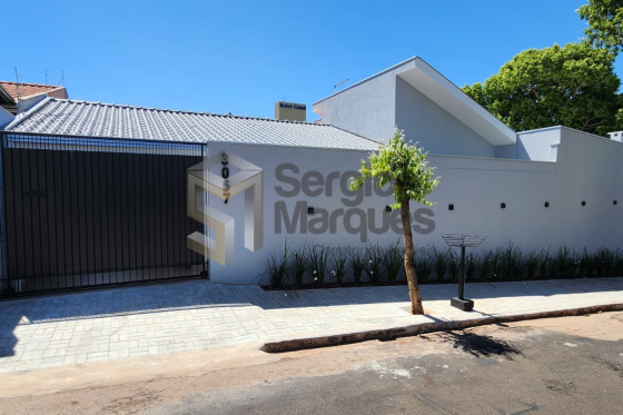 Casa 171m Umuarama-PR 427