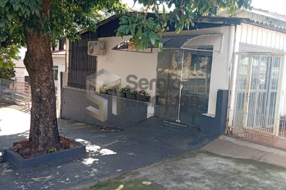 Casa à venda - 490m² - Umuarama-PR