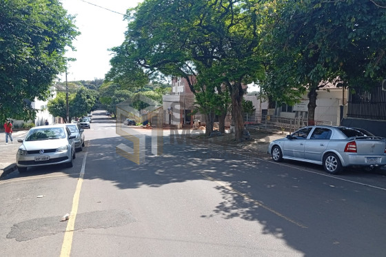 Casa à venda - 490m² - Umuarama-PR