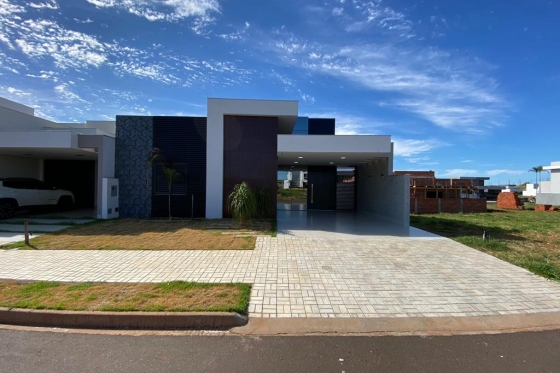 Casa 245m Umuarama-PR 151