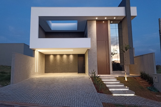 Casa 297m Umuarama-PR 109