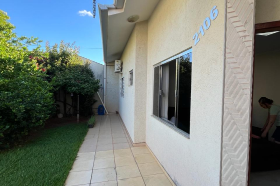 Casa 306m Umuarama-PR 409