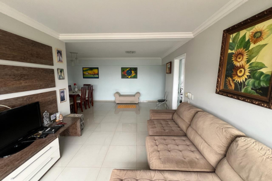 Apartamento 182m Campo Mourão-PR 257