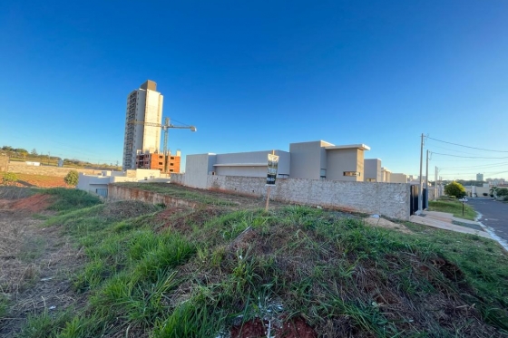 Terreno 182m Umuarama-PR 131