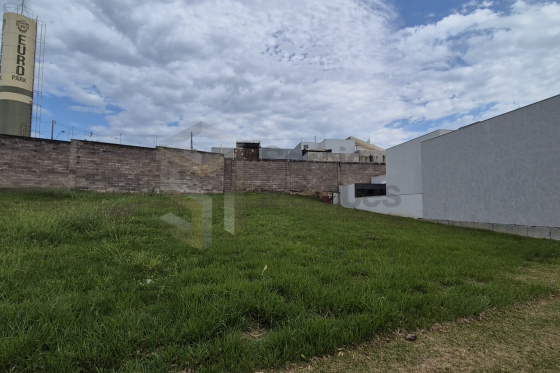 Terreno 378m Umuarama-PR 405